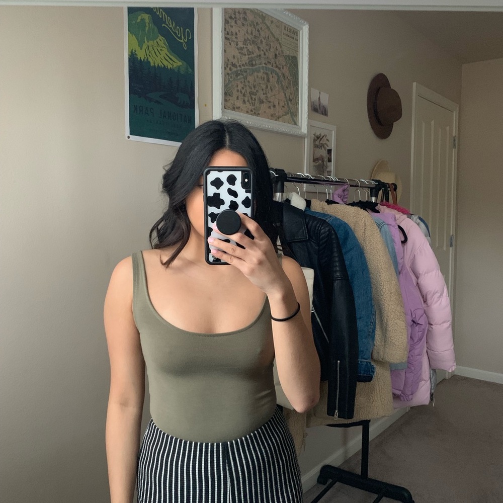 Green Bodysuit - Picture 4 of 4